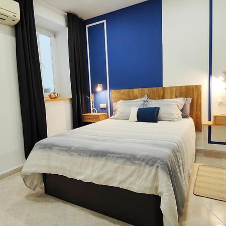 Apartamento Junto A Calle Larios Malaga Exterior photo