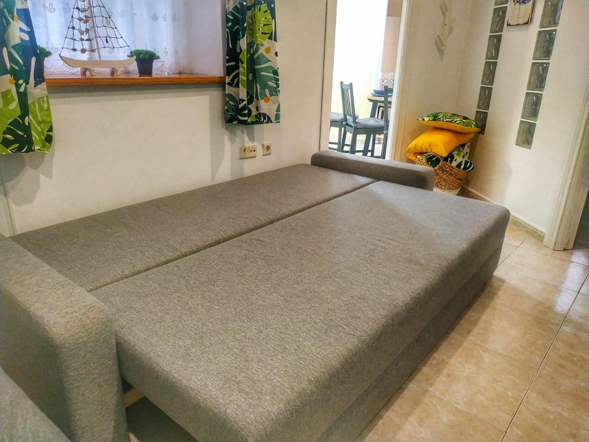 Apartamento Junto A Calle Larios Malaga Exterior photo
