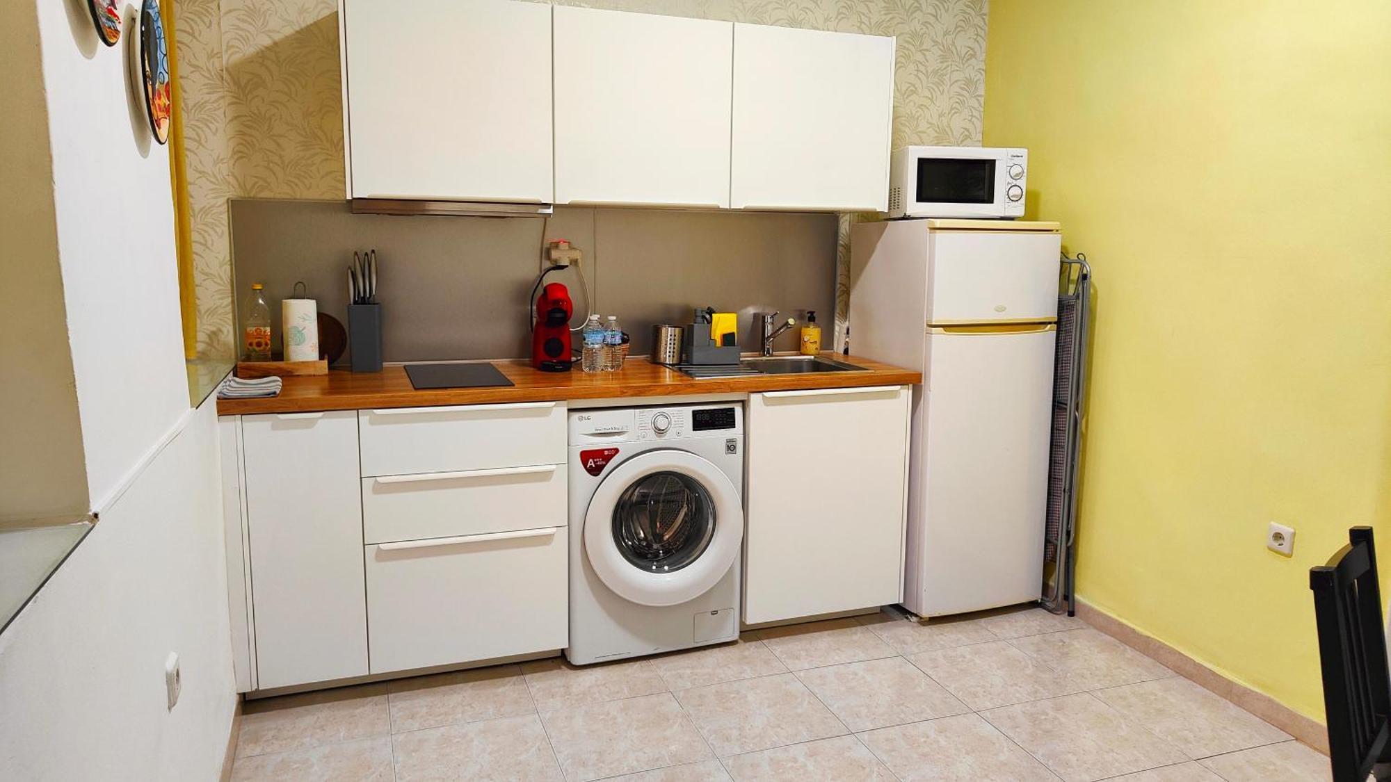 Apartamento Junto A Calle Larios Malaga Exterior photo